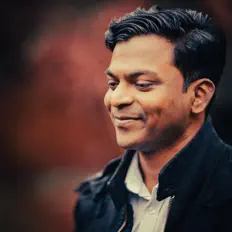 Dengarkan Julian Clef, tonton video musik, baca bio, lihat tanggal tur & lainnya!