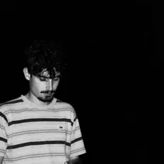 Yuzoを聴いたり、ミュージックビデオを鑑賞したり、経歴やツアー日程などを確認したりしましょう！