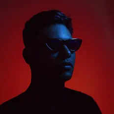 Dengarkan Larez, tonton video musik, baca bio, lihat tanggal tur & lainnya!