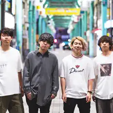 聆聽 HiNAGE4、觀看音樂影片、閱讀小傳、查看巡演日期等！