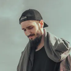 Poslechněte si interpreta Saimon Beats, sledujte hudební videa, přečtěte si životopis, podívejte se na data turné a další informace.