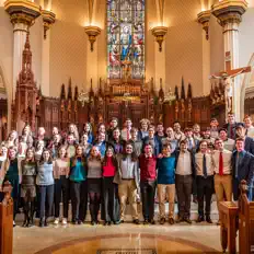The University of Notre Dame Folk Choir सुनें, म्यूज़िक वीडियो देखें, बायो पढ़ें, दौरे की तारीखें और बहुत कुछ देखें!