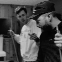 Hör dir undefined an, schau dir Musikvideos an, lies die Biografie, finde Tourdaten und mehr!