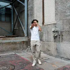 Dengarkan Lil Cam, tonton video musik, baca bio, lihat tanggal tur & lainnya!