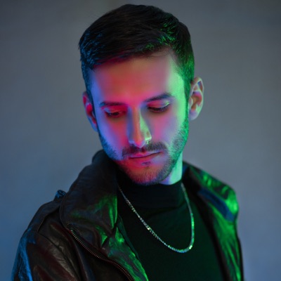 Listen to Mr. Gun, watch music videos, read bio, see tour dates & more!