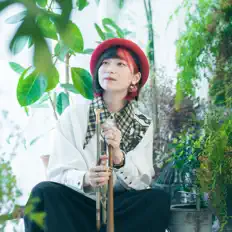 Écoutez 中原みづき, regardez des vidéoclips, lisez la biographie, consultez les dates de tournée et plus encore !