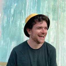 收听 Myriad.、观看音乐视频、阅读小传、查看巡演日期等 ！