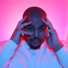 Tacを聴いたり、ミュージックビデオを鑑賞したり、経歴やツアー日程などを確認したりしましょう！