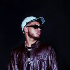 Écoutez OUGY, regardez des vidéoclips, lisez la biographie, consultez les dates de tournée et plus encore !