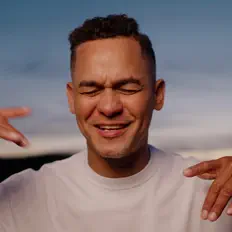 Dengarkan Nestor Ortega, tonton video musik, baca bio, lihat tanggal tur & lainnya!