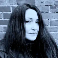 Ascolta Bernie Christie, guarda video musicali, leggi la biografia, vedi le date del tour & altro!