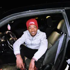 Tree1600を聴いたり、ミュージックビデオを鑑賞したり、経歴やツアー日程などを確認したりしましょう！