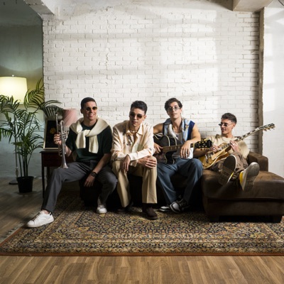Listen to Generación Z, watch music videos, read bio, see tour dates & more!