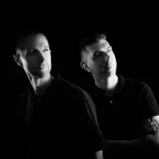 Dengarkan Werner & Wider, tonton video musik, baca bio, lihat tanggal tur & lainnya!