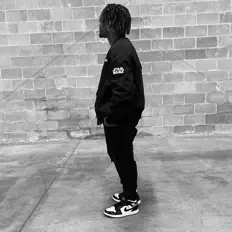 Ακούστε περιεχόμενο από C.R.Joker, παρακολουθήστε μουσικά βίντεο, διαβάστε το βιογραφικό, δείτε ημερομηνίες περιοδείας, και πολλά ακόμη!