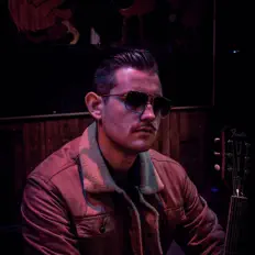 Josh Collins Band dinle, müzik videolarını izle, biyografisini oku, tur tarihlerini ve daha fazlasını gör!