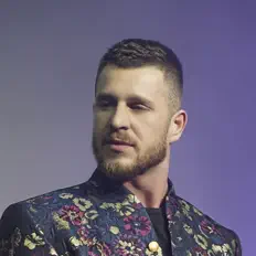 Михаил Фавор सुनें, म्यूज़िक वीडियो देखें, बायो पढ़ें, दौरे की तारीखें और बहुत कुछ देखें!