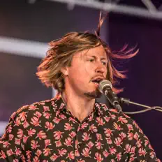 Escucha a Lachy Doley, mira vídeos musicales, lee la biografía, consulta fechas de giras y mucho más.