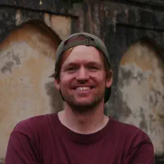 Ακούστε περιεχόμενο από J-Spidda, παρακολουθήστε μουσικά βίντεο, διαβάστε το βιογραφικό, δείτε ημερομηνίες περιοδείας, και πολλά ακόμη!