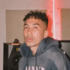 Dengarkan Alexander Spit, tonton video musik, baca bio, lihat tanggal tur & lainnya!