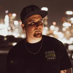 Bassgazm: песни, клипы, биография, даты выступлений и многое другое.