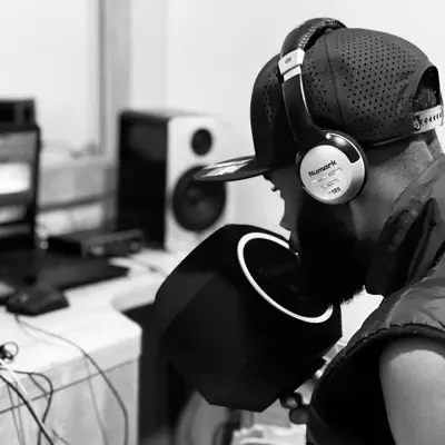 Listen to Jowizy, watch music videos, read bio, see tour dates & more!