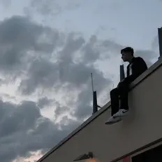 收听 Forbiden、观看音乐视频、阅读小传、查看巡演日期等 ！