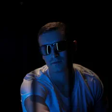 Listen to Martin Delfin, watch music videos, read bio, see tour dates & more!