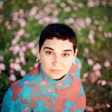 Listen to Alona Haber, watch music videos, read bio, see tour dates & more!