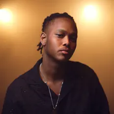 Écoutez Gift Eber, regardez des vidéoclips, lisez la biographie, consultez les dates de tournée et plus encore !