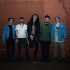 Hör dir Primo Danger an, schau dir Musikvideos an, lies die Biografie, finde Tourdaten und mehr!