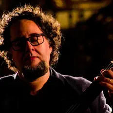 Listen to Guilherme Vincens, watch music videos, read bio, see tour dates & more!