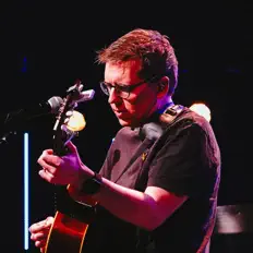聆聽 Paul Bell、觀看音樂影片、閱讀小傳、查看巡演日期等！
