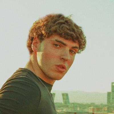 Listen to Castro28002, watch music videos, read bio, see tour dates & more!