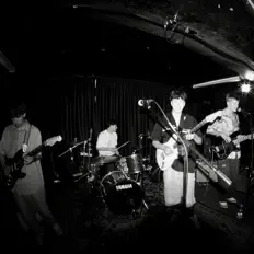 收听 Sure Brake、观看音乐视频、阅读小传、查看巡演日期等 ！