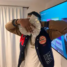 聆聽 MEAZZYLOC、觀看音樂影片、閱讀小傳、查看巡演日期等！