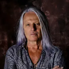 Listen to Peter Northcote, watch music videos, read bio, see tour dates & more!