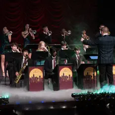 Ouve The King's Academy Jazz Ensemble, vê vídeos de música, lê a biografia, vê as datas da digressão e muito mais!