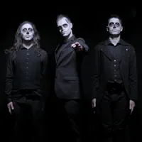 Ascolta undefined, guarda video musicali, leggi la biografia, vedi le date del tour & altro!