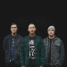 Scouts Honour을(를) 듣고, 뮤직 비디오를 보고, 약력을 읽고, 투어 일정 등을 확인하세요!