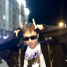 Listen to bellla, watch music videos, read bio, see tour dates & more!