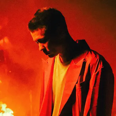 Listen to Хаким, watch music videos, read bio, see tour dates & more!