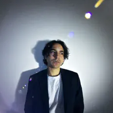 Joelitoを聴いたり、ミュージックビデオを鑑賞したり、経歴やツアー日程などを確認したりしましょう！
