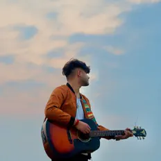 Ouve Suchir, vê vídeos de música, lê a biografia, vê as datas da digressão e muito mais!