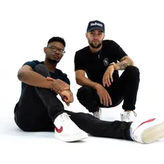 Poslechněte si interpreta Sunset City, sledujte hudební videa, přečtěte si životopis, podívejte se na data turné a další informace.