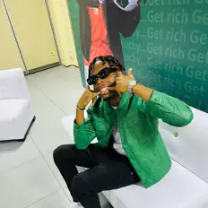 收听 Emmygrey、观看音乐视频、阅读小传、查看巡演日期等 ！