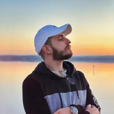 Luister naar VERNAM, bekijk muziekvideo's, lees de bio, bekijk de tourdata, en meer!