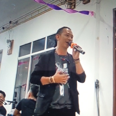 Listen to Maxwell Franklin Saran, watch music videos, read bio, see tour dates & more!