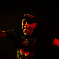Dengarkan DJ Pablito, tonton video musik, baca bio, lihat tanggal tur & lainnya!