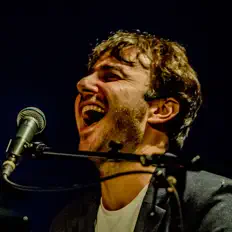 Dengarkan Julien Brunetaud, tonton video musik, baca bio, lihat tanggal tur & lainnya!